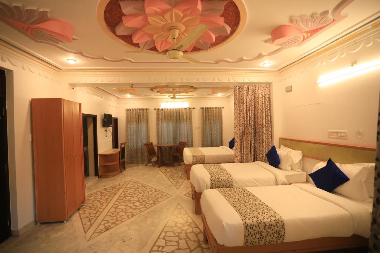 The Kesar Niwas Otel Udaipur Dış mekan fotoğraf