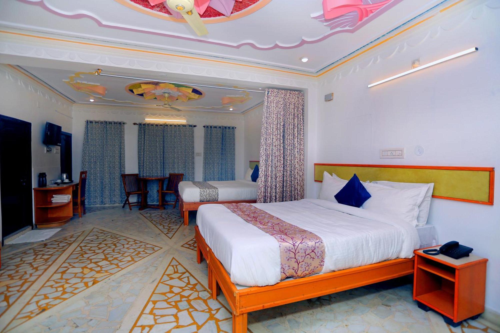The Kesar Niwas Otel Udaipur Dış mekan fotoğraf