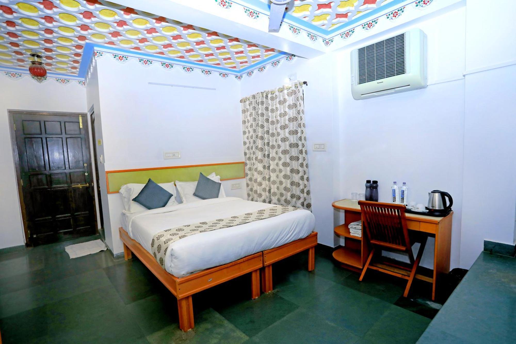 The Kesar Niwas Otel Udaipur Dış mekan fotoğraf