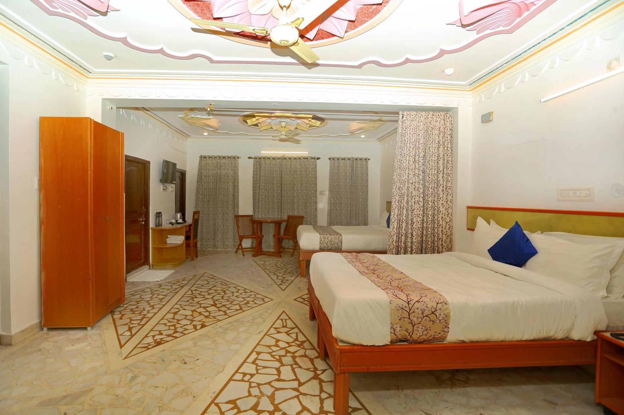 The Kesar Niwas Otel Udaipur Dış mekan fotoğraf
