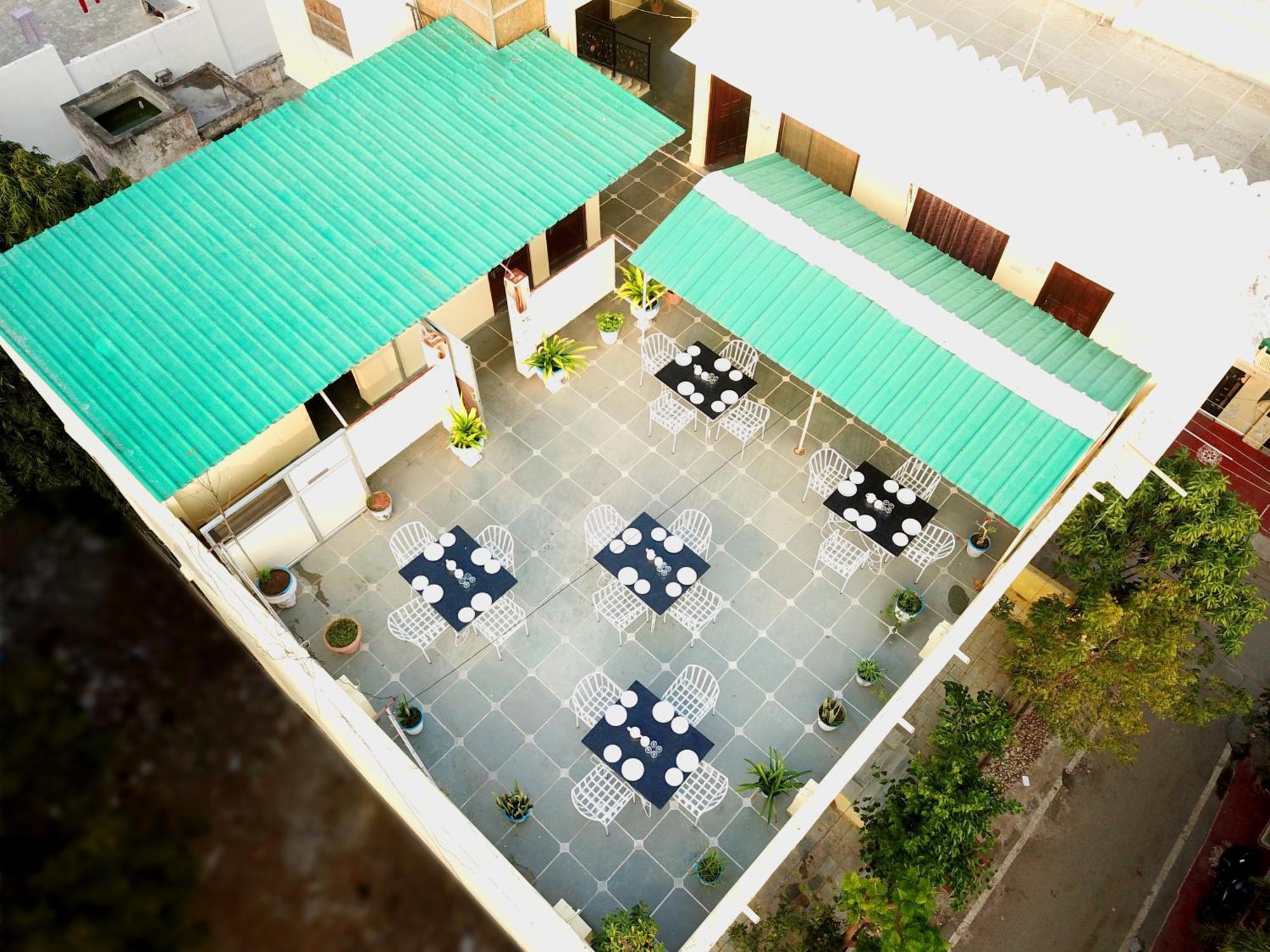 The Kesar Niwas Otel Udaipur Dış mekan fotoğraf